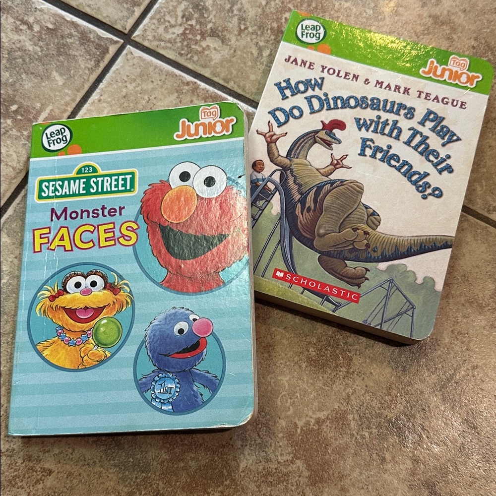 LeapFrog Tag Junior Books Lot 2 Sesame Street How Do Dinosaurs LeapReader